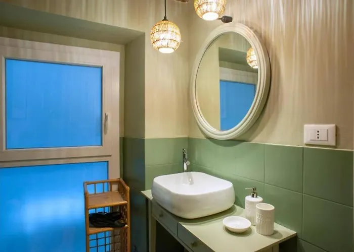 아파트 Central, Family-friendly, Washing Machine, 200m To Aquarium And Metro, 300 Mbps Internet 제노바