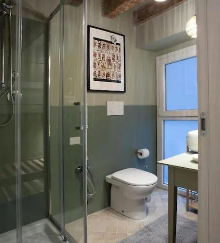 Central, Family-friendly, Washing Machine, 200m To Aquarium And Metro, 300 Mbps Internet Apartmán Janov