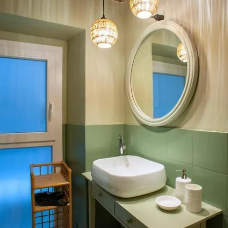 Apartment Central, Family-friendly, Washing Machine, 200m To Aquarium And Metro, 300 Mbps Internet Genua